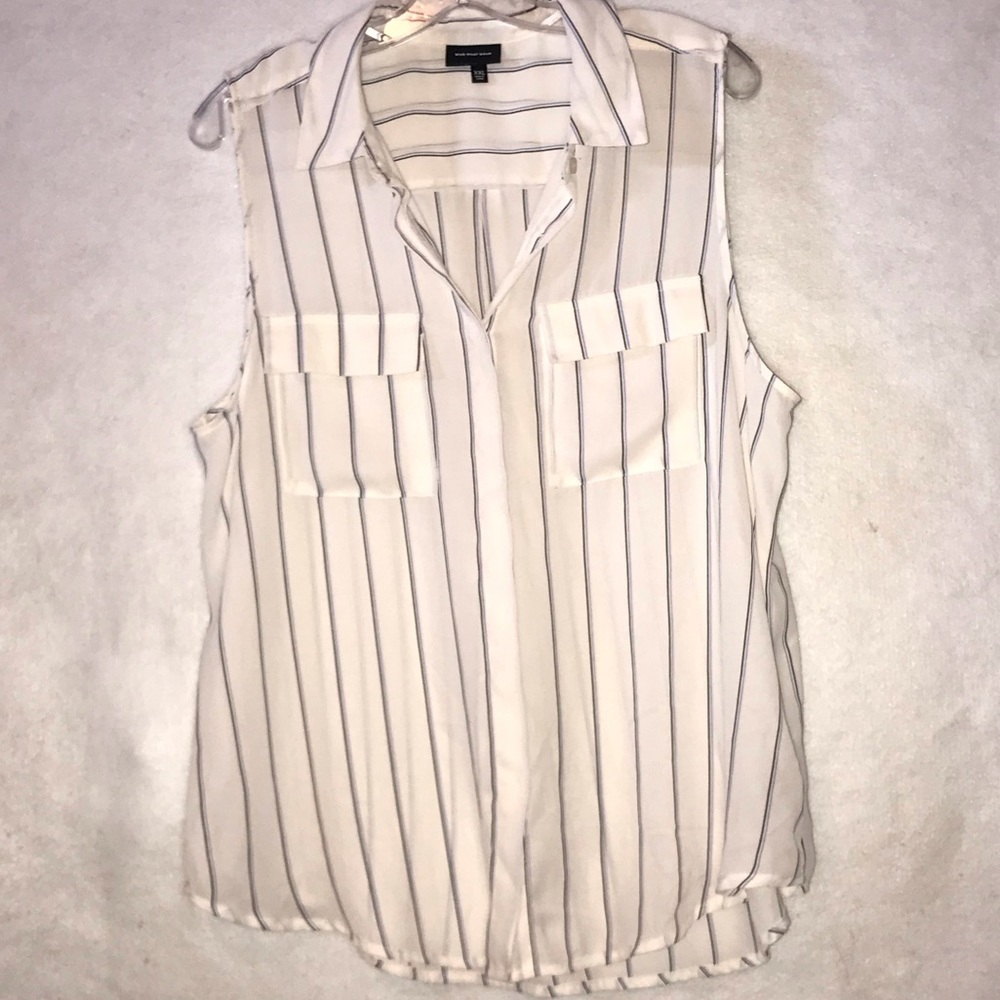 Who what wear ....XXL  blouse sleeveless, pockets